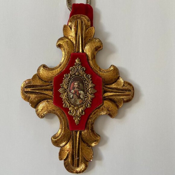 Vintage Gold and Red Wall Decor Art - Picture 1 of 10